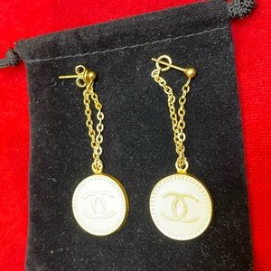 “Chanel” pierce earrings